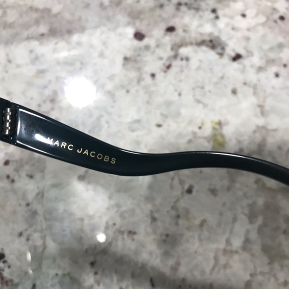 Marc Jacobs Sunnies - Picture 9 of 10